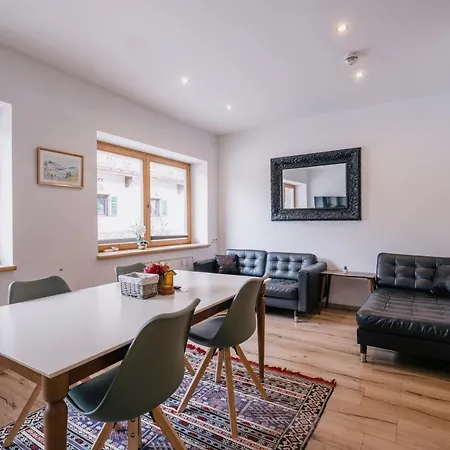 Kaiser 凯撒山麓舍福