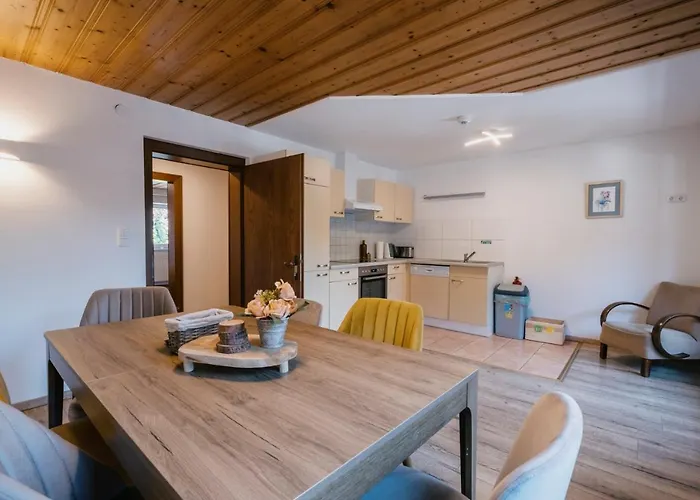 Kaiser 凯撒山麓舍福