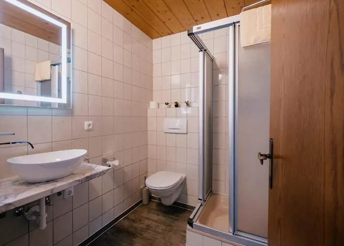 Kaiser 凯撒山麓舍福