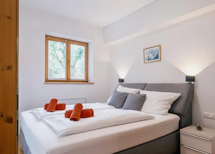 Kaiser 凯撒山麓舍福